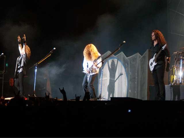 megadeth_lima_2010_3